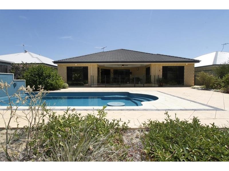 12 Cape Range Crescent, Aubin Grove WA 6164