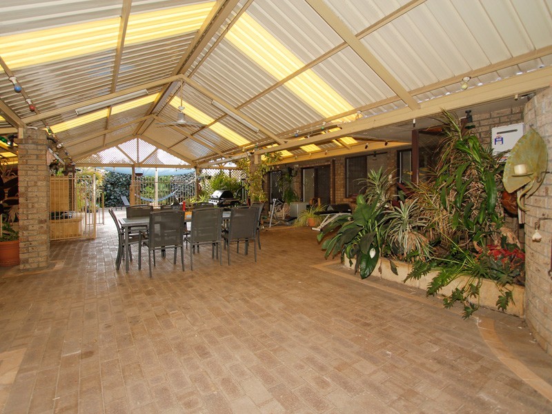 282 Lyon Road, Aubin Grove WA 6164