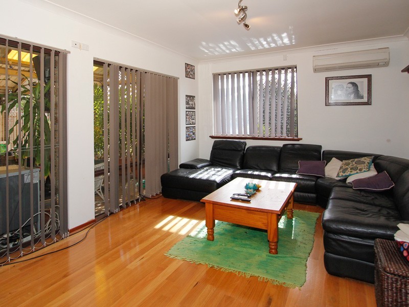 282 Lyon Road, Aubin Grove WA 6164