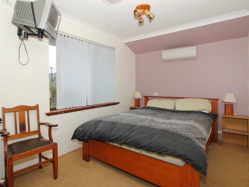 282 Lyon Road, Aubin Grove WA 6164