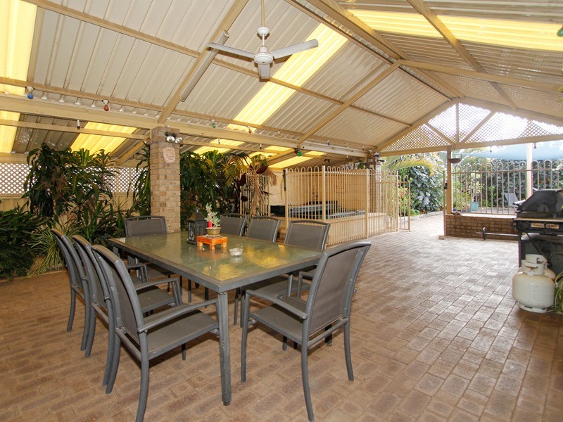 282 Lyon Road, Aubin Grove WA 6164