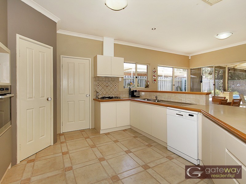 22 Laguna Green, Jandakot WA 6164