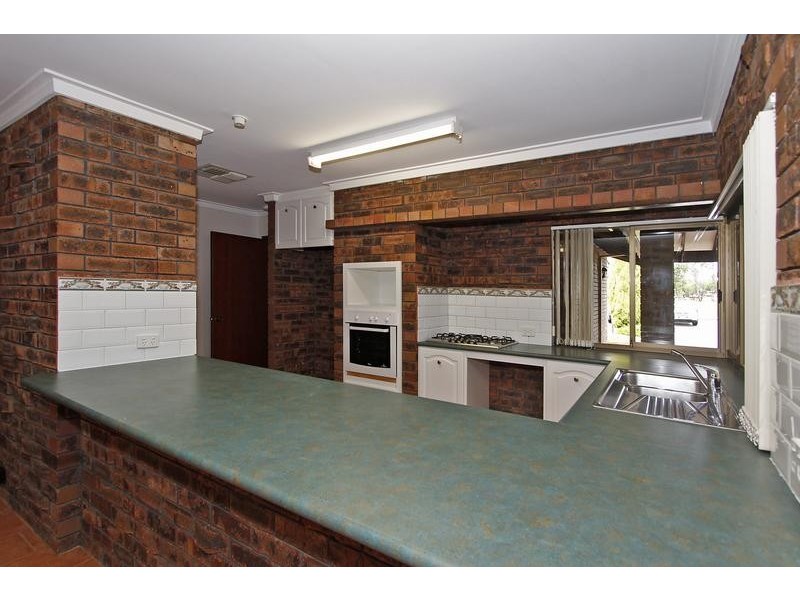 29 Swallow Drive, Yangebup WA 6164