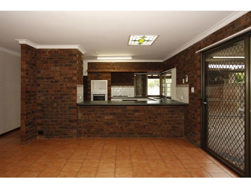 29 Swallow Drive, Yangebup WA 6164