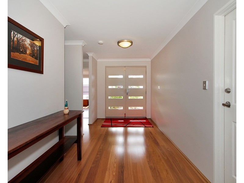 16 Kinloch Pass, Aubin Grove WA 6164