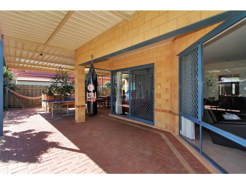 17 Turtle Point Cove, Jandakot WA 6164