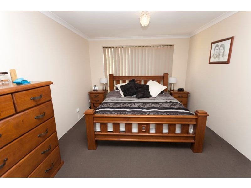 8 Garron Rest, Canning Vale WA 6155