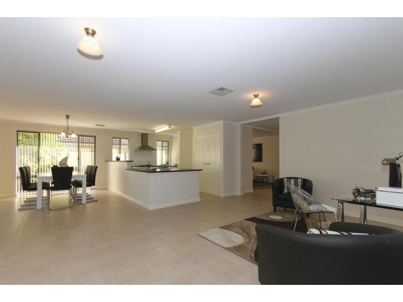 3 Madison Link, Success WA 6164