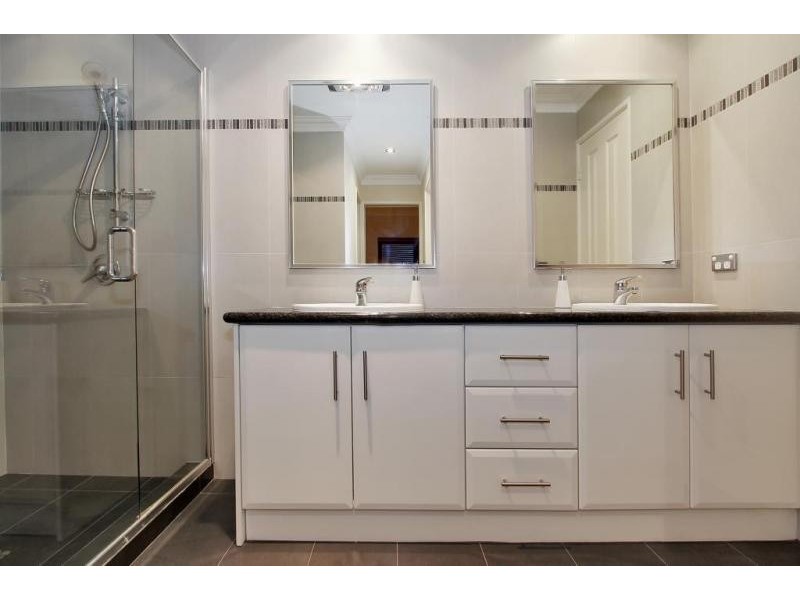 319A Hamilton Road, Coogee WA 6166