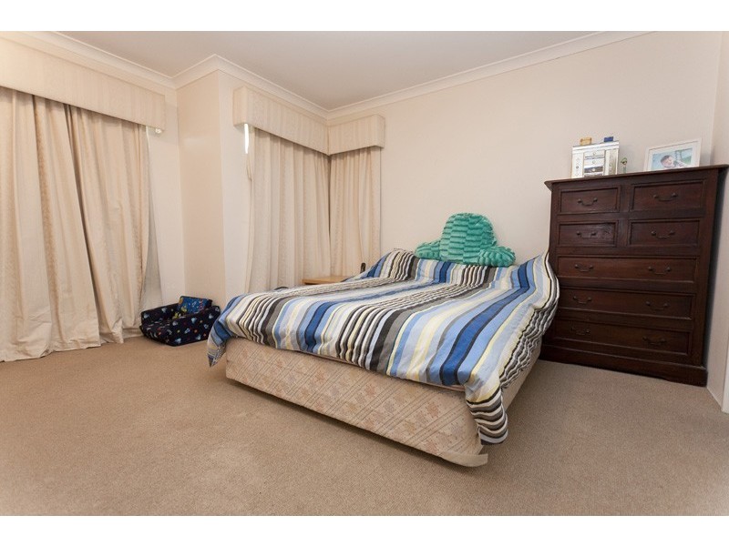 25 Leichhardt Crossing, Hammond Park WA 6164