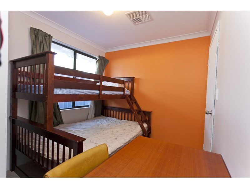 25 Leichhardt Crossing, Hammond Park WA 6164