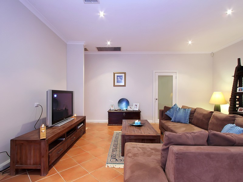 20 Strand Close, Atwell WA 6164