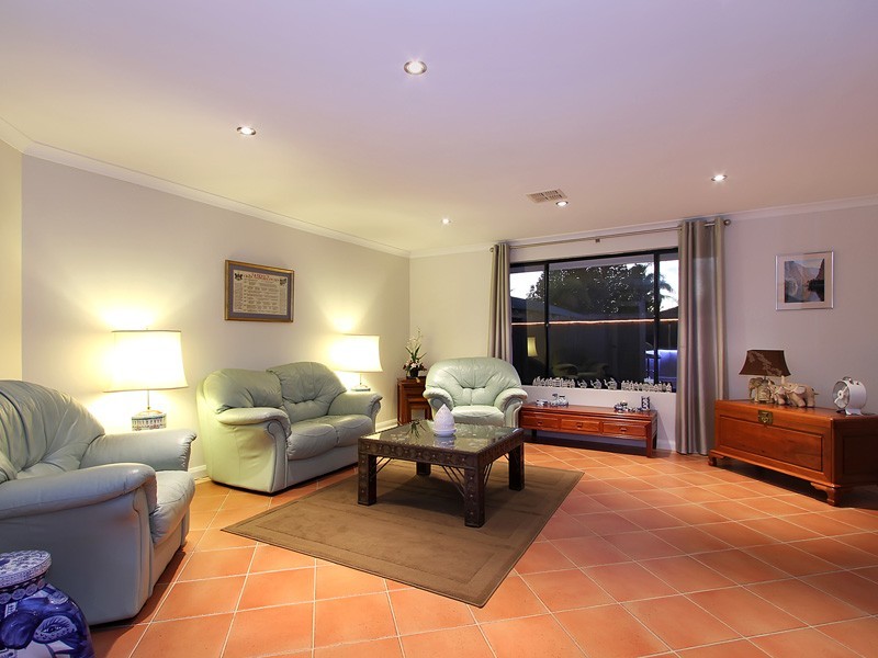 20 Strand Close, Atwell WA 6164