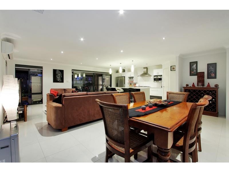 23 Belmore Bend, Aubin Grove WA 6164