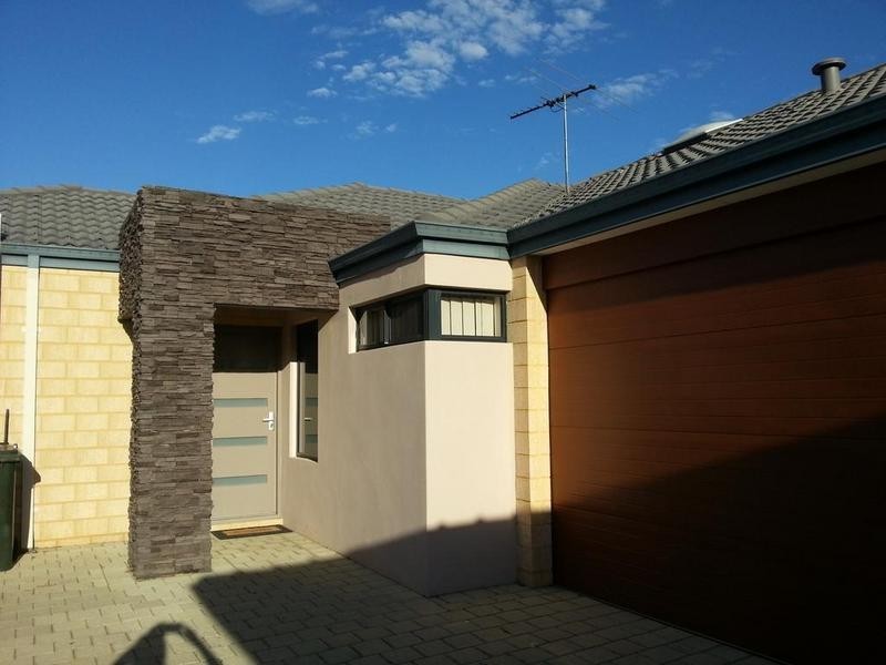 A/5 Coleman Crescent, Melville WA 6156