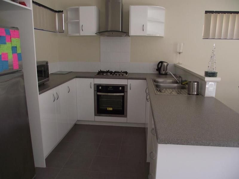 A/5 Coleman Crescent, Melville WA 6156