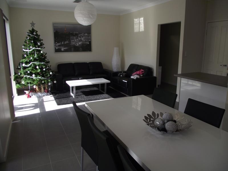 A/5 Coleman Crescent, Melville WA 6156