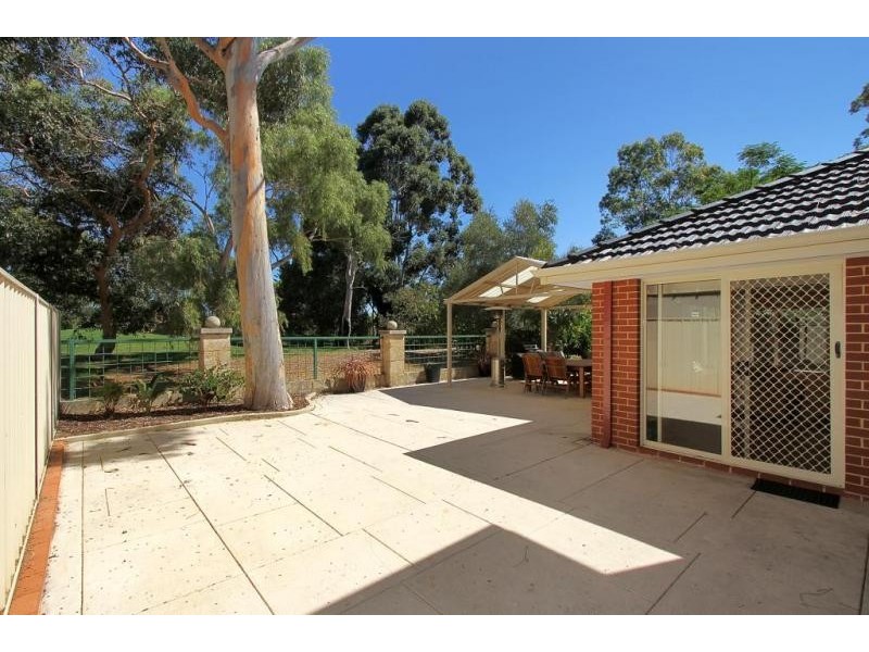 47 Kooralbyn Valley Cres, Jandakot WA 6164