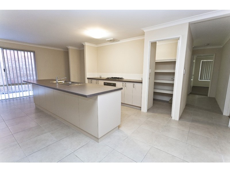 18 Zenith Turn, Baldivis WA 6171