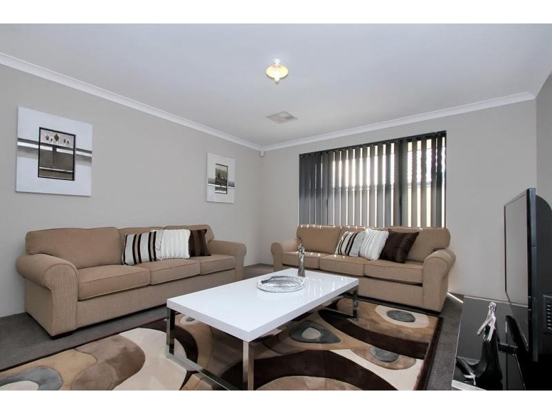 22 Minter Way, Aubin Grove WA 6164