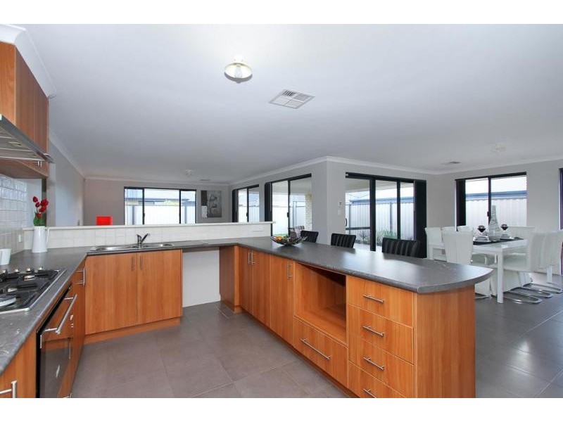 22 Minter Way, Aubin Grove WA 6164