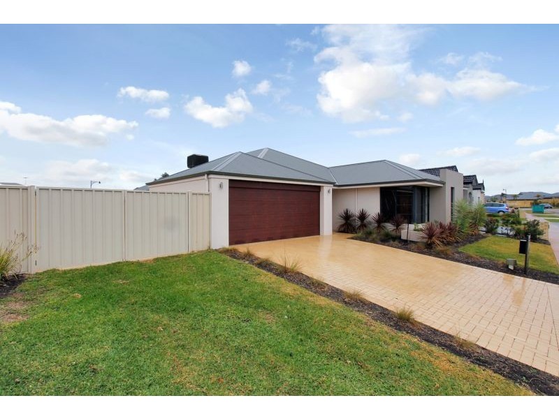 16 Spruce Terrace, Aubin Grove WA 6164