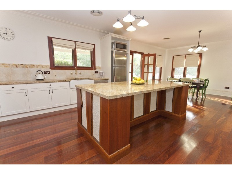 222A Brookton Highway, Kelmscott WA 6111