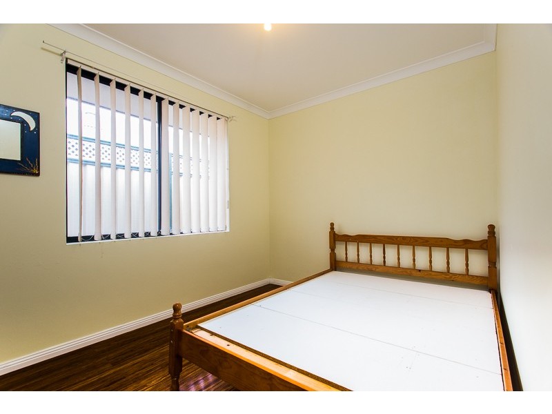 21 Minerva Loop, Success WA 6164