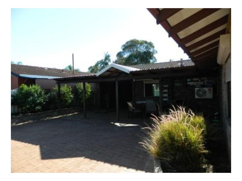 27 Nethercott Street, Huntingdale WA 6110