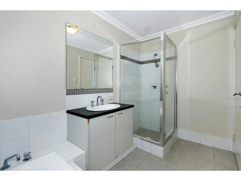 21 Baningan Avenue, Success WA 6164