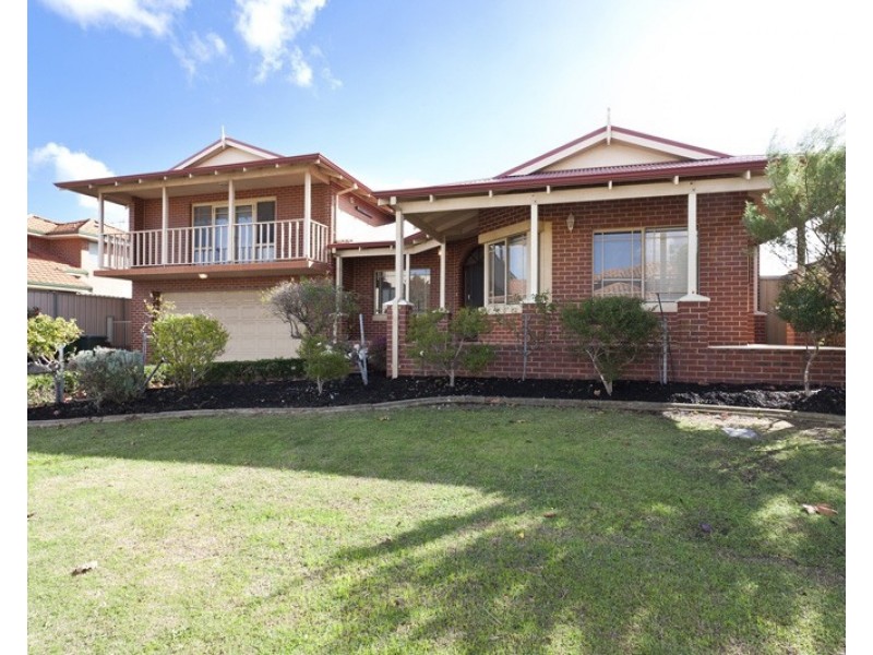 11 Turtle Point Cove, Jandakot WA 6164