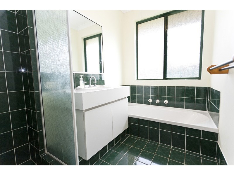 114 Brenchley Drive, Atwell WA 6164