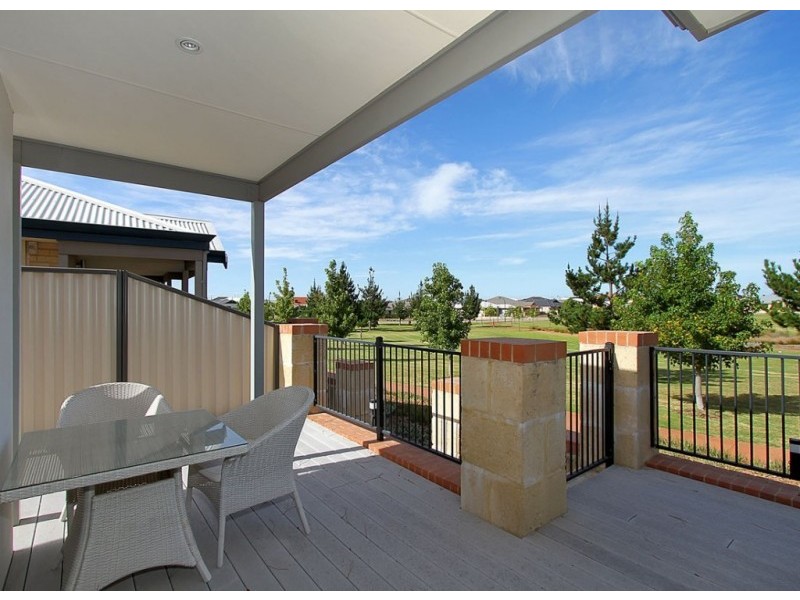 13 Mugo Lane, Aubin Grove WA 6164