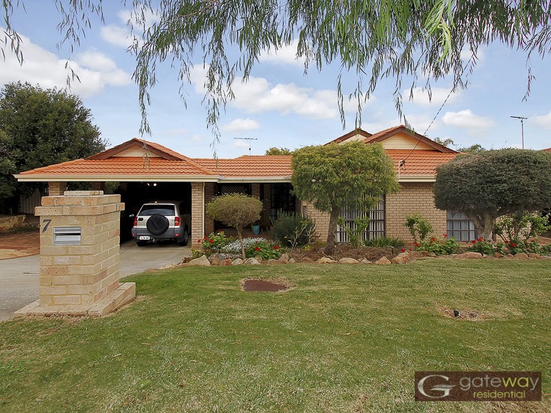 7 Ruddick Place, Hamilton Hill WA 6163