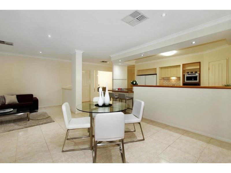 1 Portsea Gardens, Jandakot WA 6164