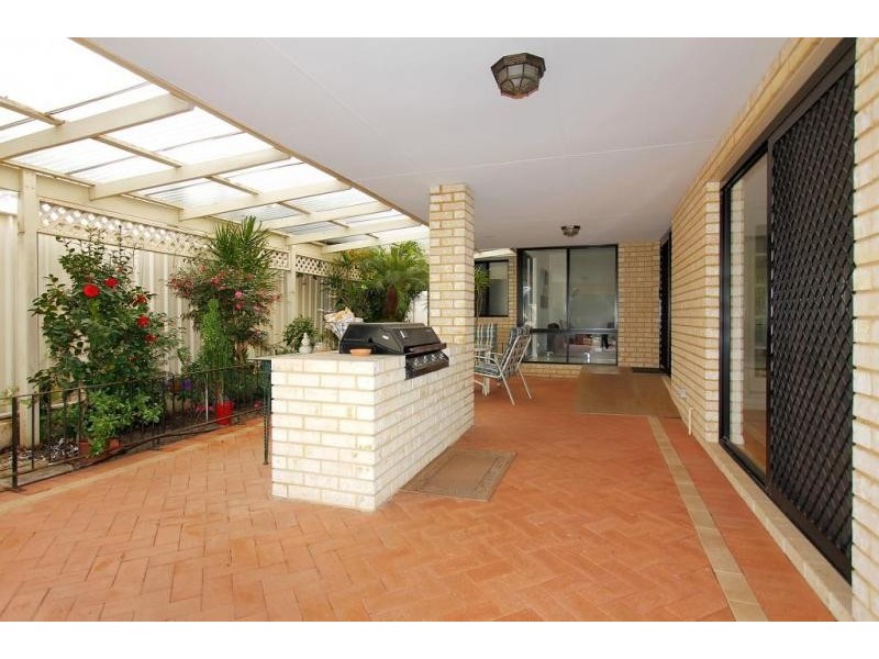 1 Portsea Gardens, Jandakot WA 6164