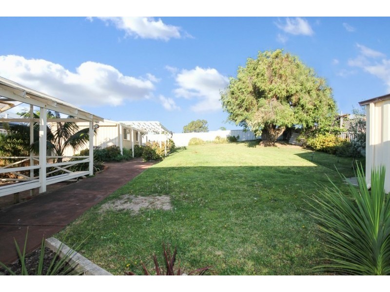 144 Safety Bay Road, Shoalwater WA 6169