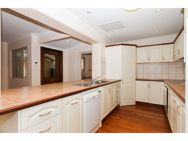 144 Safety Bay Road, Shoalwater WA 6169