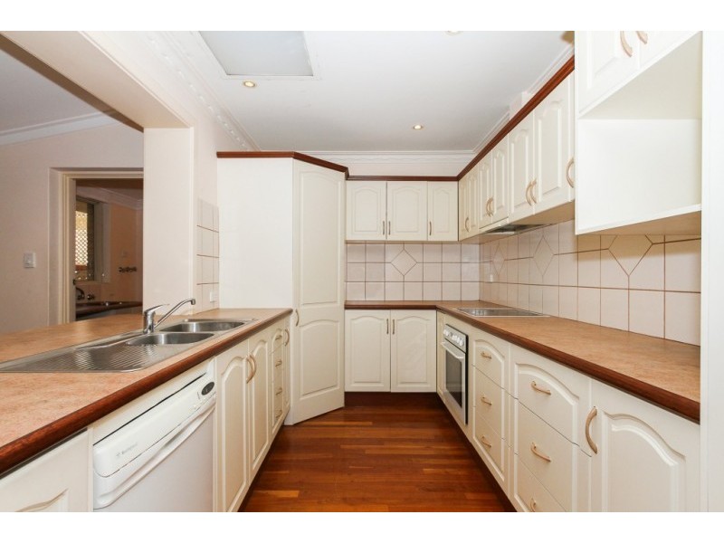 144 Safety Bay Road, Shoalwater WA 6169