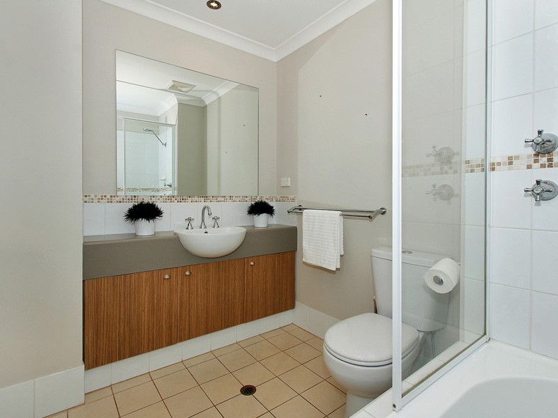 8/105 Wentworth Parade, Success WA 6164