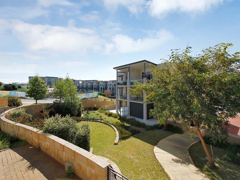 8/105 Wentworth Parade, Success WA 6164