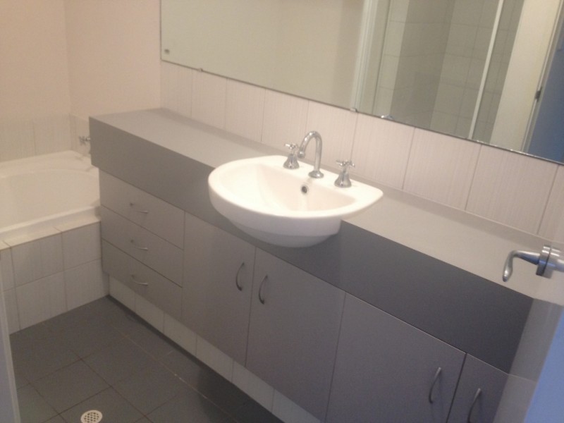 2/39 Peppermint Gardens, Aubin Grove WA 6164