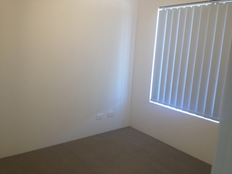 2/39 Peppermint Gardens, Aubin Grove WA 6164