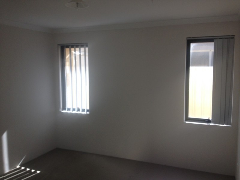 2/39 Peppermint Gardens, Aubin Grove WA 6164