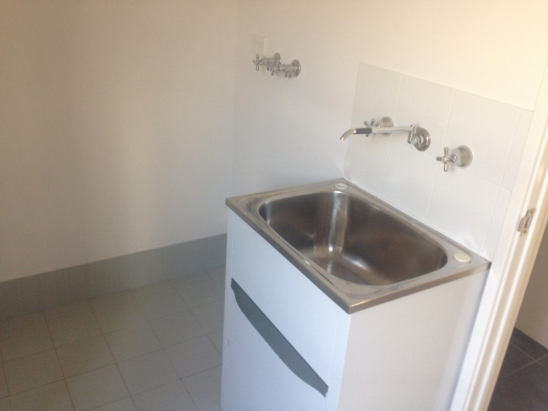 2/39 Peppermint Gardens, Aubin Grove WA 6164