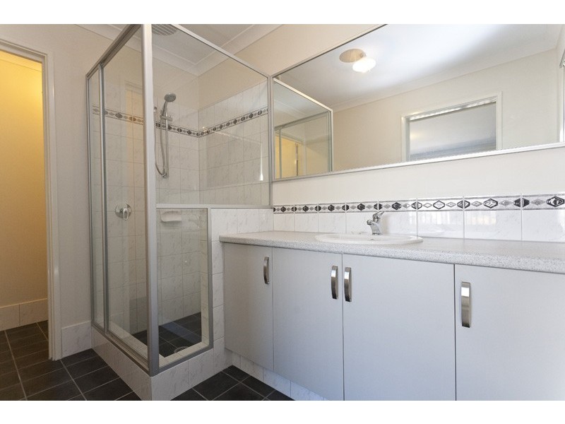 24 Pinelle Parkway, Aubin Grove WA 6164