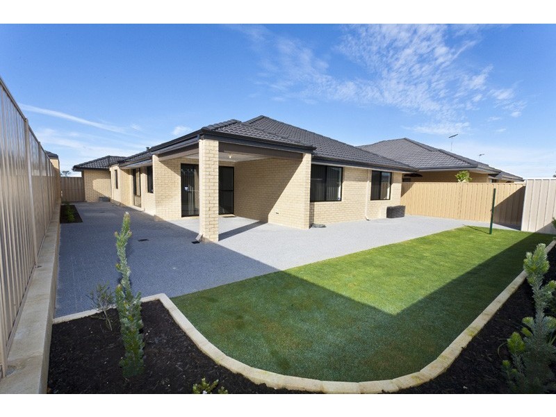 24 Pinelle Parkway, Aubin Grove WA 6164