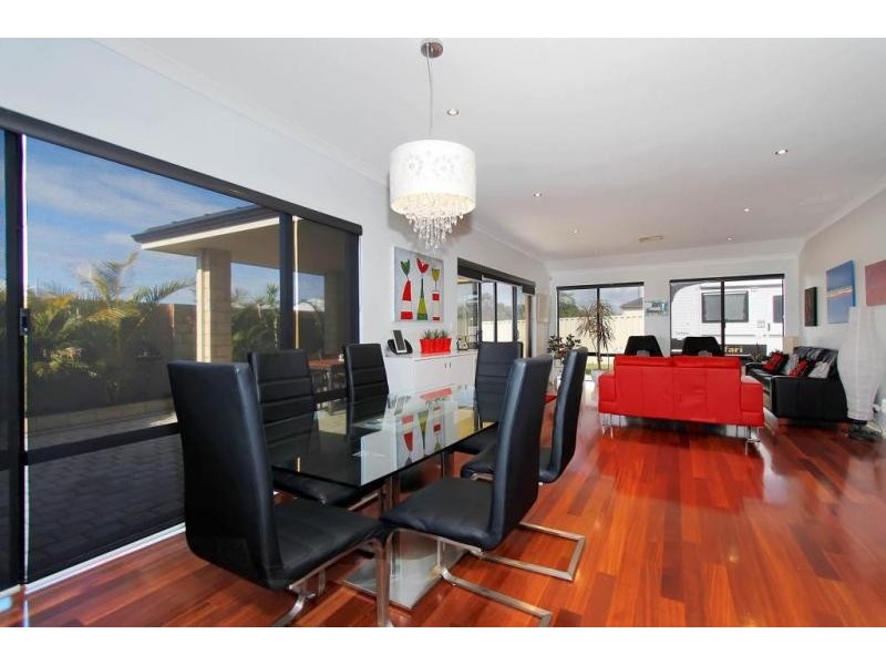 48 Halcyon Way, Atwell WA 6164