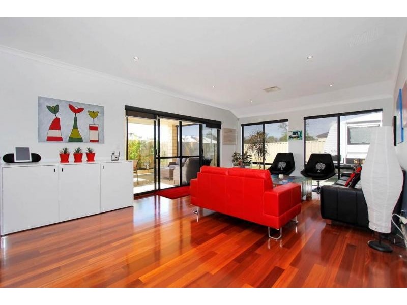 48 Halcyon Way, Atwell WA 6164