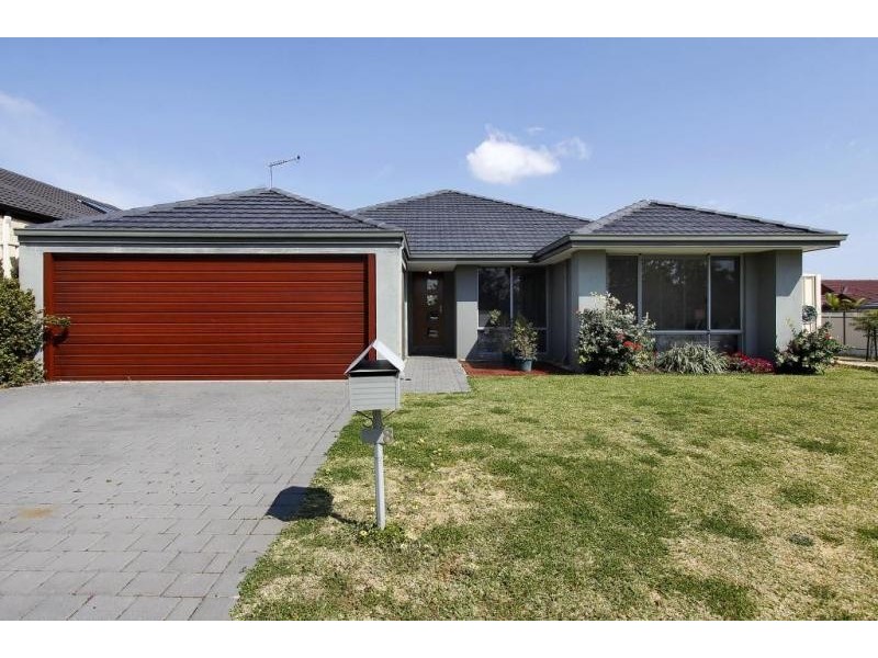 8 Burdekin Vista, Hammond Park WA 6164